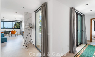 Elegante moderne villa op loopafstand van het strand te koop in Elviria, ten oosten van Marbella centrum 793642 