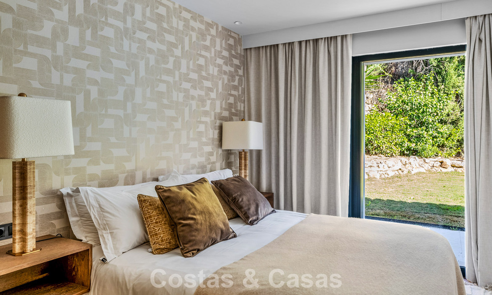 Hoogwaardig gerenoveerde familievilla te koop in de gewilde golfomgeving van Nueva Andalucia, Marbella 793175