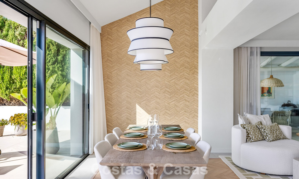 Hoogwaardig gerenoveerde familievilla te koop in de gewilde golfomgeving van Nueva Andalucia, Marbella 793184