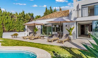 Hoogwaardig gerenoveerde familievilla te koop in de gewilde golfomgeving van Nueva Andalucia, Marbella 793189 