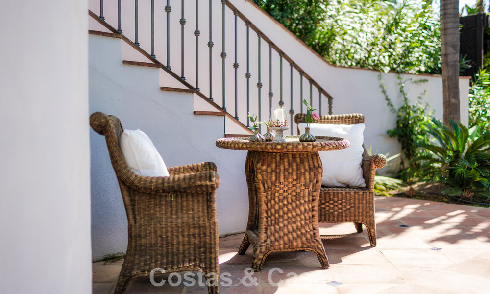 Elegante, Andalusische villa met panoramisch zeezicht te koop in El Madroñal, Benahavís - Marbella 793835