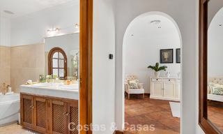 Elegante, Andalusische villa met panoramisch zeezicht te koop in El Madroñal, Benahavís - Marbella 793839 