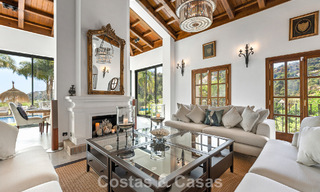 Elegante, Andalusische villa met panoramisch zeezicht te koop in El Madroñal, Benahavís - Marbella 793854 