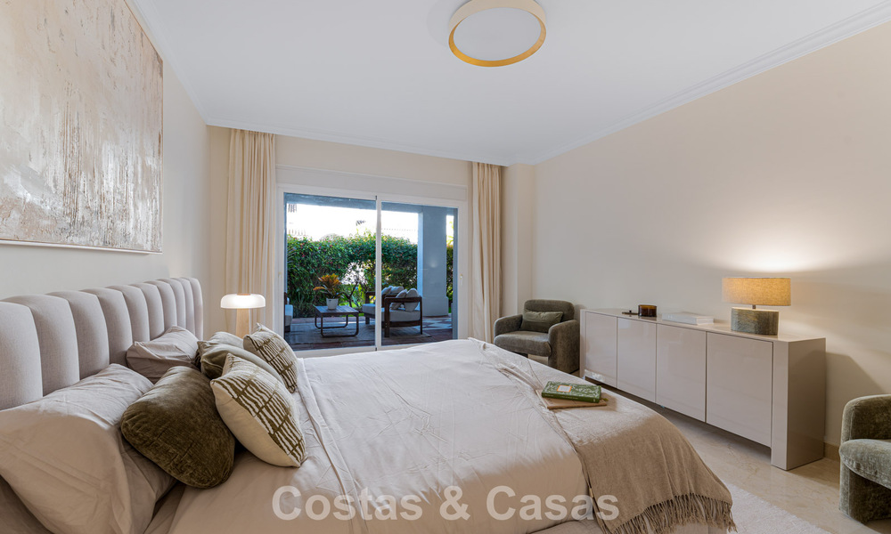 Stijlvol appartement met privétuin te koop in een gated community in Sierra Blanca, Marbella 793885