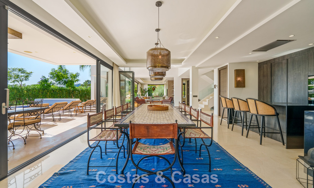 Exclusieve luxevilla met modernistisch design te koop in Nueva Andalucia’s golfvallei, Marbella 793939
