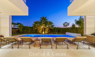 Exclusieve luxevilla met modernistisch design te koop in Nueva Andalucia’s golfvallei, Marbella 793953 