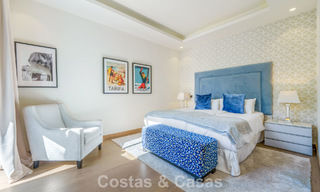 Luxevilla met contemporaine bouwstijl te koop in een beveiligde privé community van Nueva Andalucia, Marbella 793983 