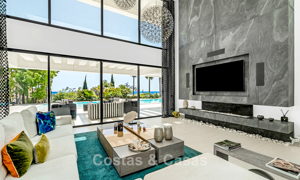 Luxueuze, moderne, klasse-villa te koop met zeezicht in een prestigieus golfresort in Marbella - Benahavis 794030