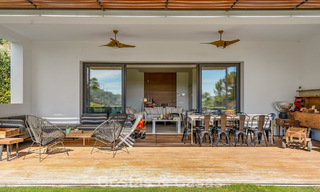 Ruime, moderne villa met apart gastenverblijf te koop in El Madroñal, Benahavis - Marbella 794042 