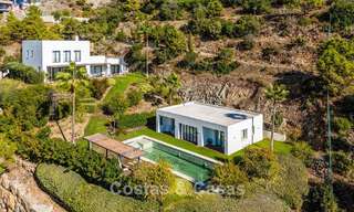 Ruime, moderne villa met apart gastenverblijf te koop in El Madroñal, Benahavis - Marbella 794048 