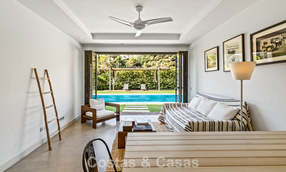 Ruime, moderne villa met apart gastenverblijf te koop in El Madroñal, Benahavis - Marbella 794057