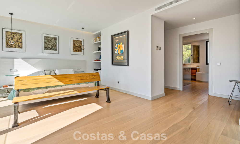 Ruime, moderne villa met apart gastenverblijf te koop in El Madroñal, Benahavis - Marbella 794060