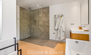 Ruime, moderne villa met apart gastenverblijf te koop in El Madroñal, Benahavis - Marbella 794062 