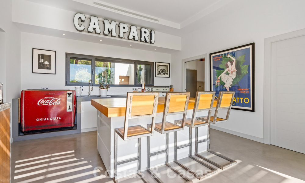 Ruime, moderne villa met apart gastenverblijf te koop in El Madroñal, Benahavis - Marbella 794070