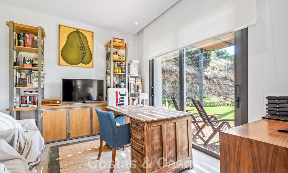 Ruime, moderne villa met apart gastenverblijf te koop in El Madroñal, Benahavis - Marbella 794073