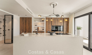 Instapklaar, luxueus gerenoveerd duplex appartement te koop in de heuvels van Marbella - Benahavis 794118 