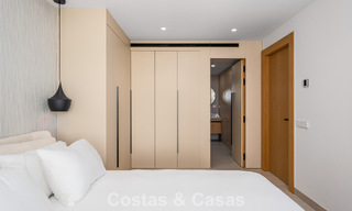 Gerenoveerd luxe appartement met zeezicht te koop in het begeerde Nueva Andalucia, Marbella 794139 