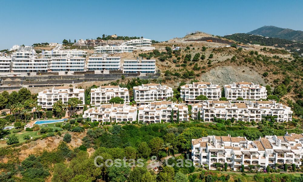 Instapklaar, eigentijds gerenoveerd appartement te koop met zeezicht in La Quinta Golfresort in Benahavis - Marbella 794230