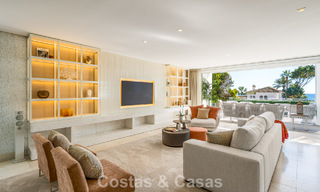 Prestigieuze, modern gerenoveerde, halfvrijstaande villa te koop, tweede lijn strand in Puente Romano op Marbella’s Golden Mile 794457 