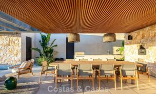 Gloednieuwe luxevilla met panoramische vergezichten te koop in de gated urbanisatie van El Madroñal in Benahavis - Marbella 794202 