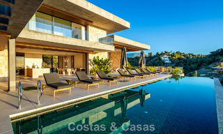 Gloednieuwe luxevilla met panoramische vergezichten te koop in de gated urbanisatie van El Madroñal in Benahavis - Marbella 794203 