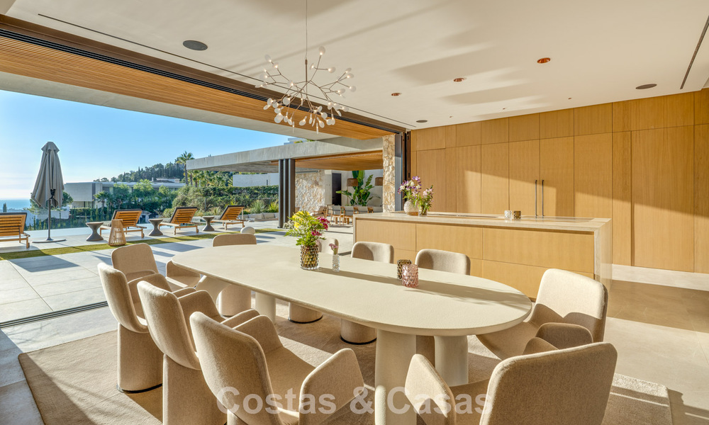 Gloednieuwe luxevilla met panoramische vergezichten te koop in de gated urbanisatie van El Madroñal in Benahavis - Marbella 794208