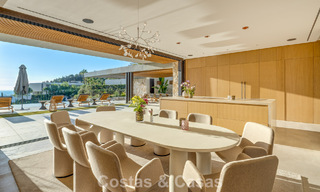 Gloednieuwe luxevilla met panoramische vergezichten te koop in de gated urbanisatie van El Madroñal in Benahavis - Marbella 794208 