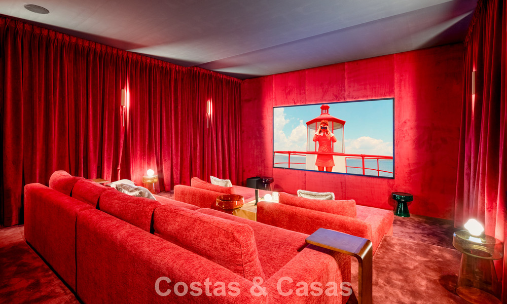 Gloednieuwe luxevilla met panoramische vergezichten te koop in de gated urbanisatie van El Madroñal in Benahavis - Marbella 794217