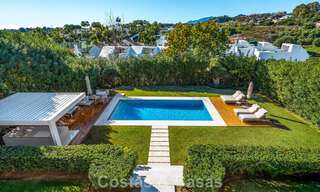 Hoogwaardige designvilla met modern karakter te koop in een gated villa community in Nueva Andalucia’s golfvallei, Marbella 794420 