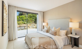 Instapklare, moderne luxevilla met minimalistische bouwstijl te koop op de New Golden Mile tussen Marbella en Estepona 794325 