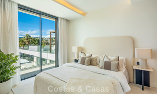 Instapklare, moderne luxevilla met minimalistische bouwstijl te koop op de New Golden Mile tussen Marbella en Estepona 794344 