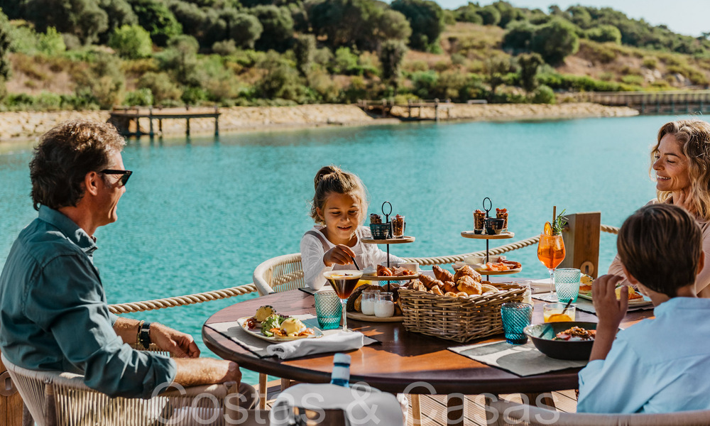 Exclusieve luxewoningen te koop in een privaat, beveiligd golfresort van Sotogrande, Costa del Sol 794361