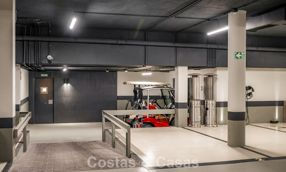 Modern appartement met villakarakter te koop met zeezicht in een exclusief complex in La Quinta, Marbella - Benahavis 794521