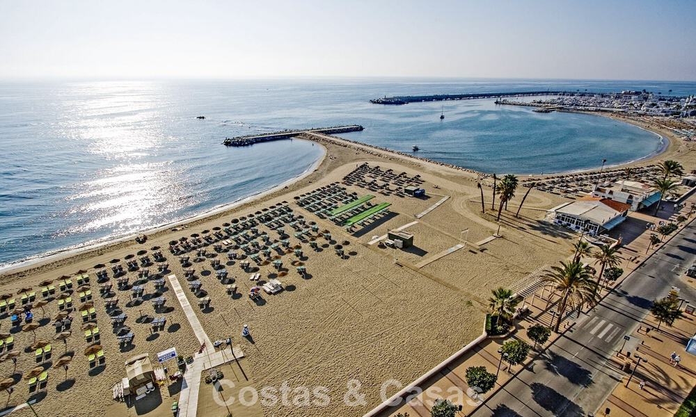 Nieuwe, moderne appartementen met fenomenaal uitzicht te koop in Mijas Costa, Costa del Sol 794594