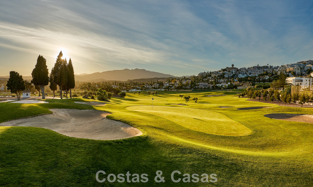 Nieuwe, moderne appartementen met fenomenaal uitzicht te koop in Mijas Costa, Costa del Sol 794600