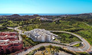 Nieuwe, moderne appartementen met fenomenaal uitzicht te koop in Mijas Costa, Costa del Sol 794606 