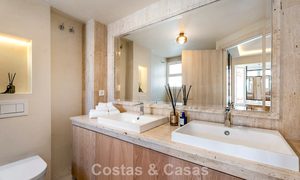 Stijlvolle rijwoning te koop op loopafstand van het strand op de Golden Mile van Marbella 794711