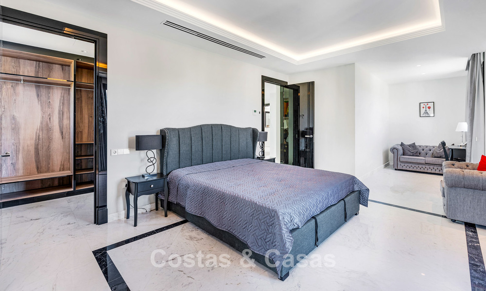 Statige luxevilla met golf-, berg- en zeezicht te koop in een golfwijk in Marbella - Benahavis 794727