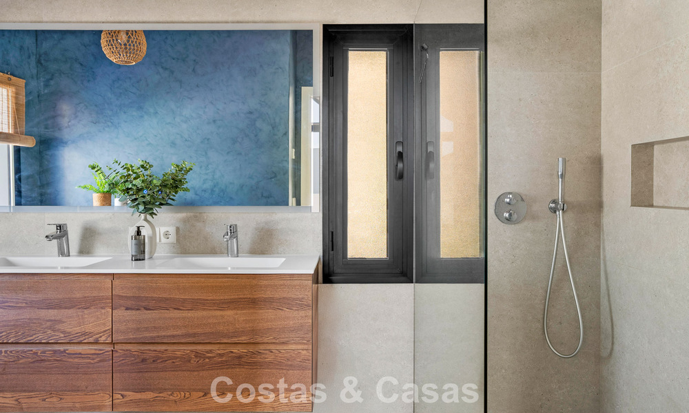 Villa met eigentijdse mediterrane flair te koop in Nueva Andalucia, Marbella 794772