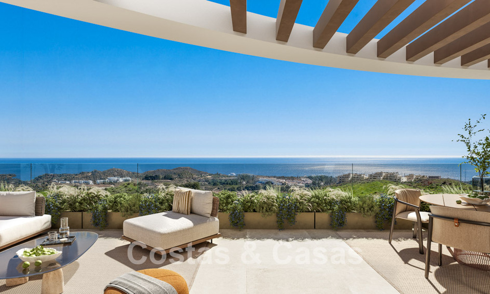 Moderne appartementen met panoramisch zeezicht te koop in een golfgebied in Mijas Costa, Costa del Sol 794782