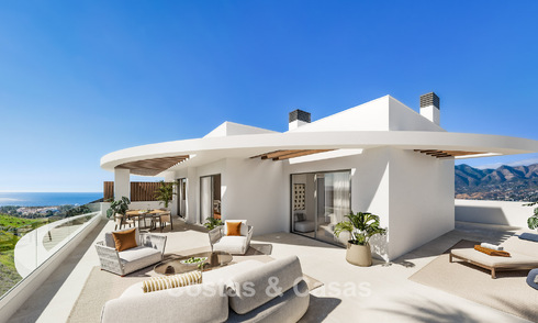 Moderne appartementen met panoramisch zeezicht te koop in een golfgebied in Mijas Costa, Costa del Sol 794787