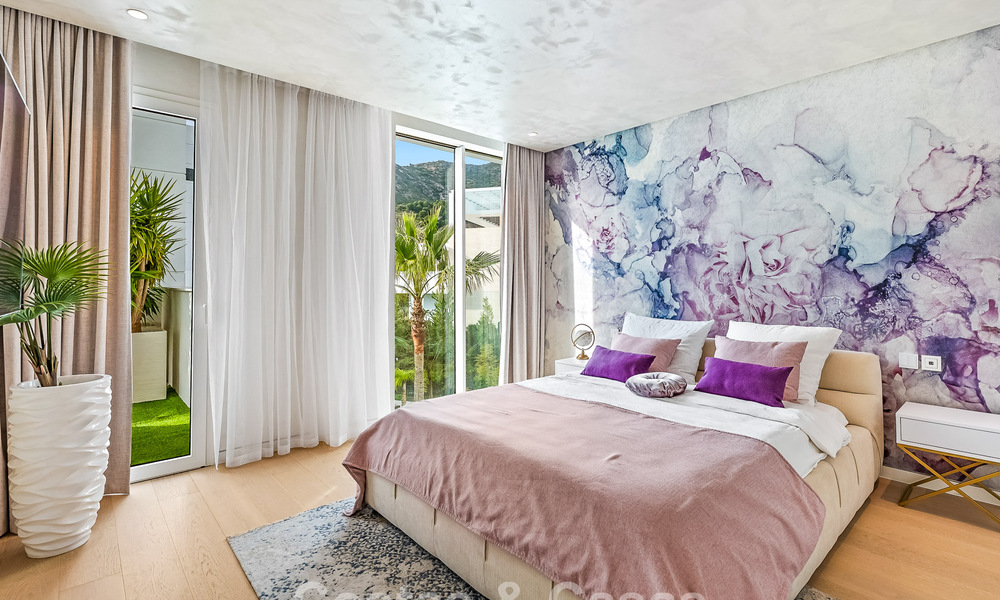 Exclusief, modern luxe penthouse met panoramisch berg- en zeezicht te koop op enkele minuten van Marbella stad 795327