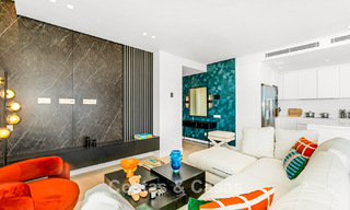 Instapklaar, avant-gardist appartement met subliem zeezicht te koop op luttele minuten van Marbella stad 795358 