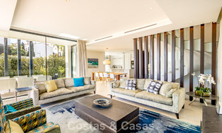 Instapklare, moderne villa op loopafstand van een golfclubhuis op de New Golden Mile tussen Marbella en Estepona 795393 