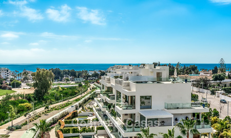 Eersteklas duplex penthouse te koop op loopafstand van het strand en Puerto Banus op Marbella’s Golden Mile 796072
