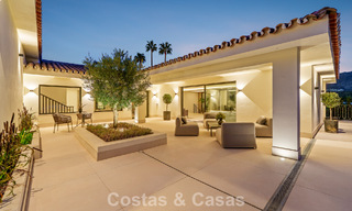 Elegante designvilla met panoramisch uitzicht te koop over de golfvallei van Nueva Andalucia, Marbella 795681 