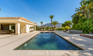 Elegante designvilla met panoramisch uitzicht te koop over de golfvallei van Nueva Andalucia, Marbella 795699 