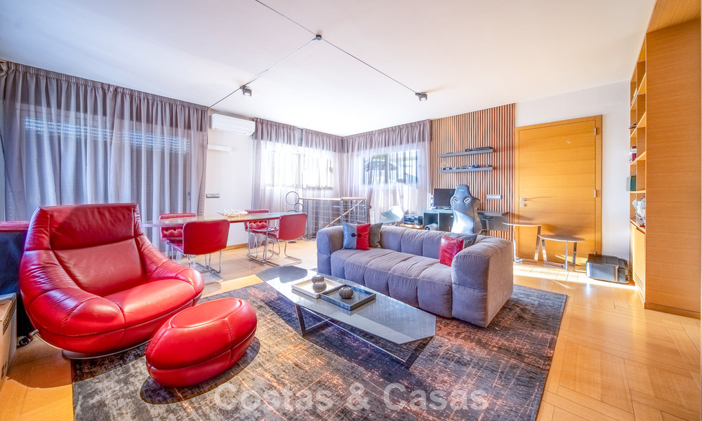 Luxe gerenoveerde villa op een steenworp van de golfbaan te koop in Guadalmina Alta, Marbella 795866