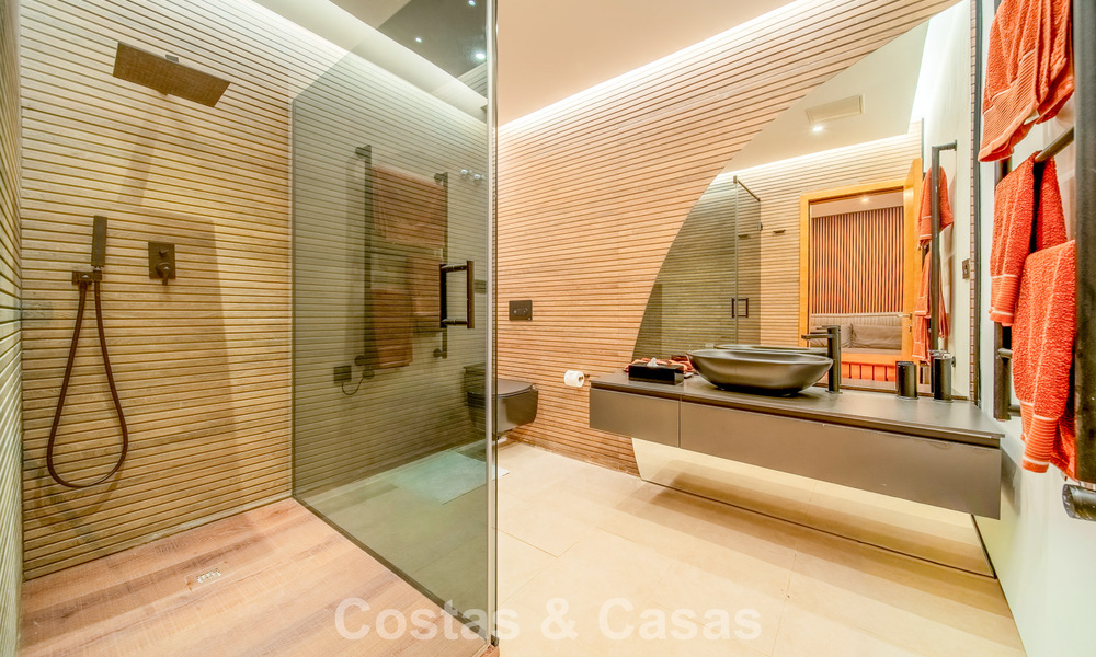 Luxe gerenoveerde villa op een steenworp van de golfbaan te koop in Guadalmina Alta, Marbella 795871