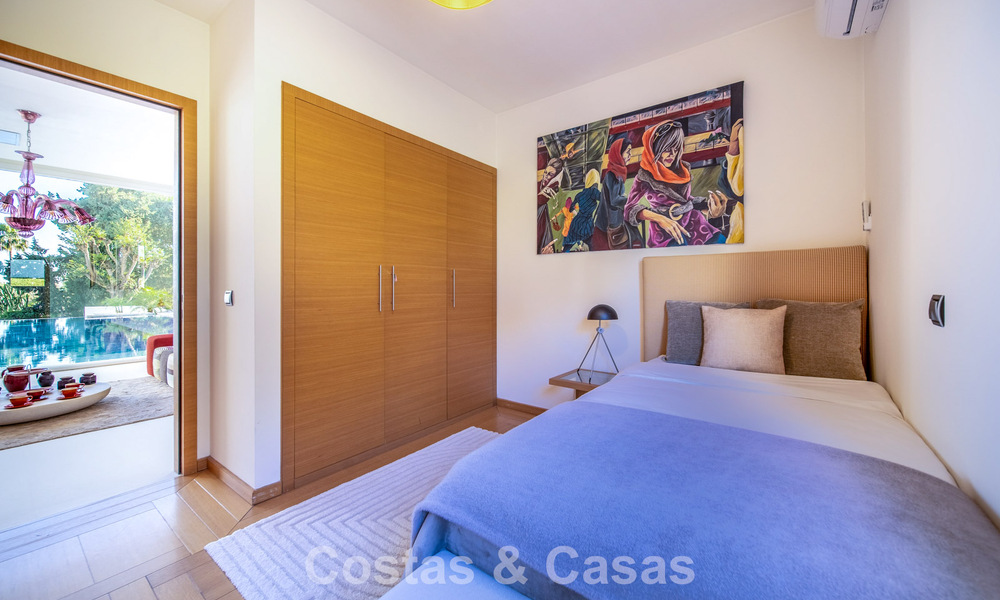 Luxe gerenoveerde villa op een steenworp van de golfbaan te koop in Guadalmina Alta, Marbella 795882